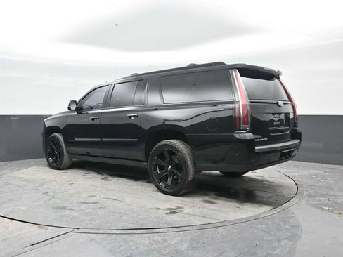 Used 2019 Cadillac Escalade ESV Premium Luxury w/ Escalade Sport Edition AWD/4WD image 2
