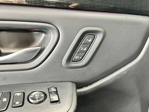 Used 2025 Honda Pilot Black Edition image 24