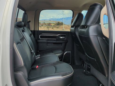 Used 2022 RAM 2500 Laramie w/ Cold Weather Group image 29