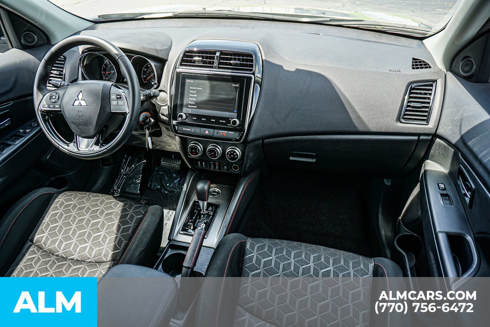 Used 2025 Mitsubishi Outlander Sport SE AWD/4WD image 25