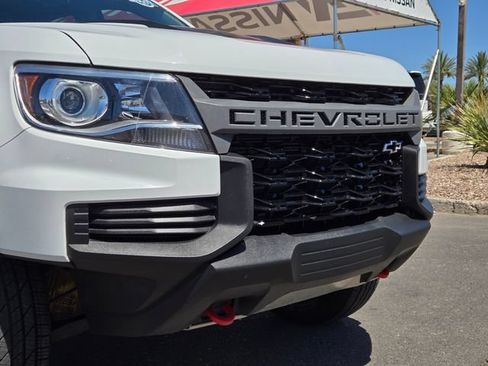Used 2021 Chevrolet Colorado ZR2 w/ ZR2 Dusk Special Edition AWD/4WD image 2