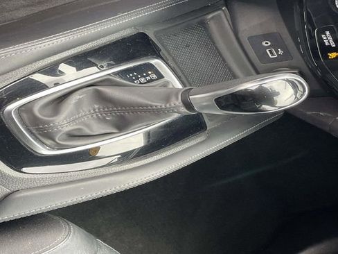 Used 2018 Nissan Rogue SL image 29