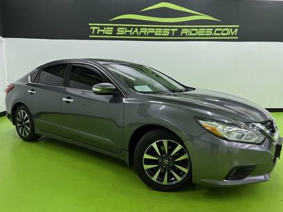Used 2017 Nissan Altima 2.5 SV w/ Convenience Package