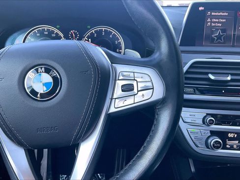 Used 2019 BMW 750i xDrive w/ M Sport Package AWD/4WD image 24