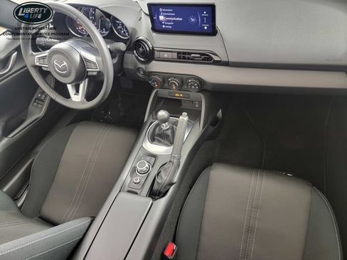 Used 2024 MAZDA MX-5 Miata Sport RWD image 31