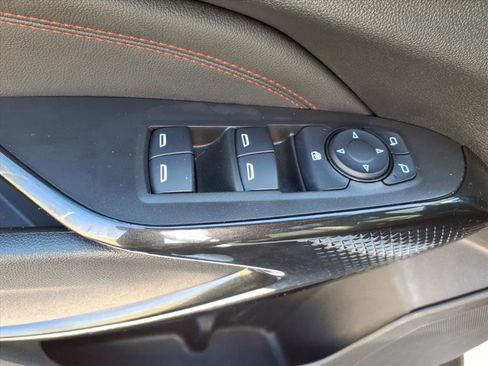 Used 2024 Chevrolet Trax RS w/ Driver Confidence Package image 23