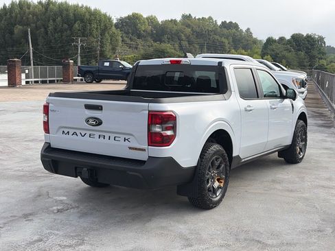 Used 2025 Ford Maverick Tremor AWD/4WD image 3