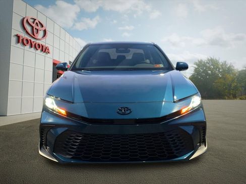 New 2026 Toyota Camry SE image 8