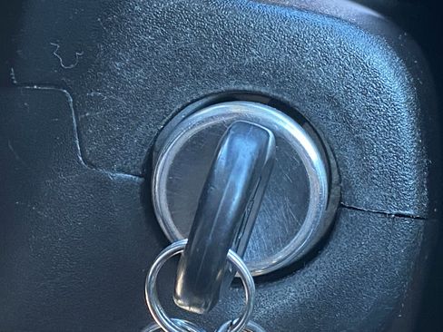 Used 2020 Chevrolet Colorado LT w/ Safety Package image 25