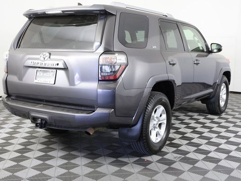 Used 2016 Toyota 4Runner SR5 image 5