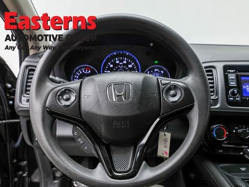 Used 2019 Honda HR-V LX image 10