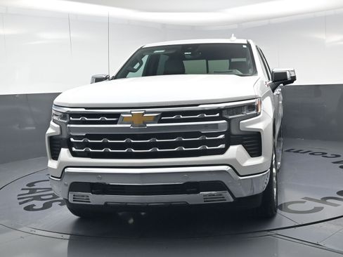 Used 2022 Chevrolet Silverado 1500 LTZ w/ LTZ Premium Package image 11