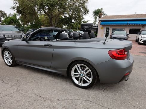 Used 2017 BMW 230i Convertible image 38