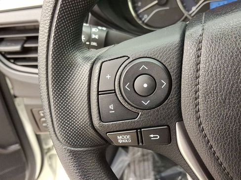 Certified 2016 Toyota Corolla L image 17