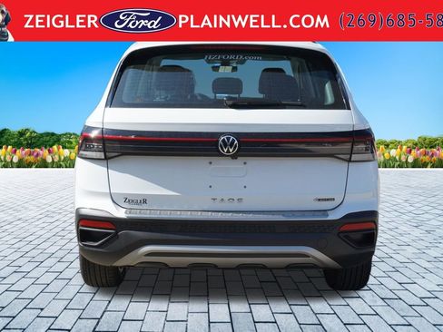 Used 2025 Volkswagen Taos S AWD/4WD image 4