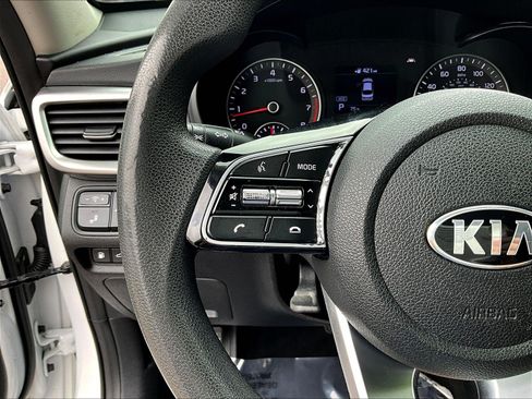Used 2019 Kia Optima LX FWD image 11