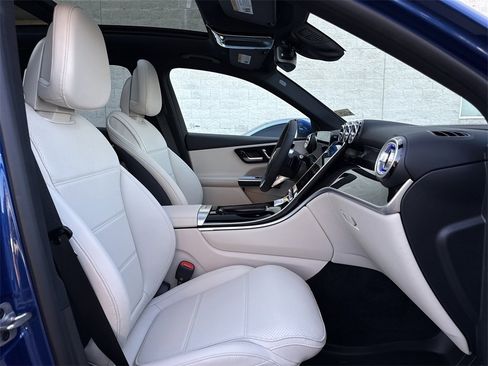 New 2026 Mercedes-Benz GLC 300 4MATIC image 21