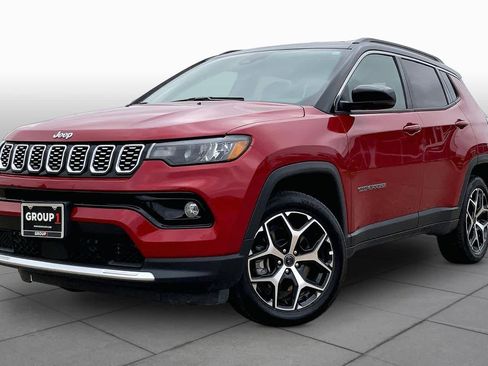 Used 2025 Jeep Compass Limited image 1