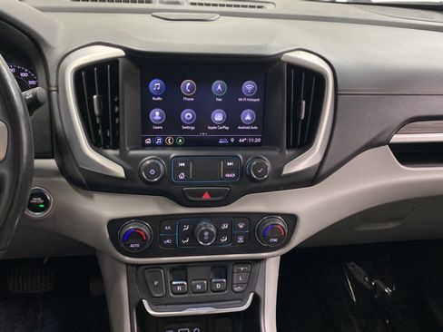 Used 2020 GMC Terrain SLT w/ Preferred Package AWD/4WD image 13