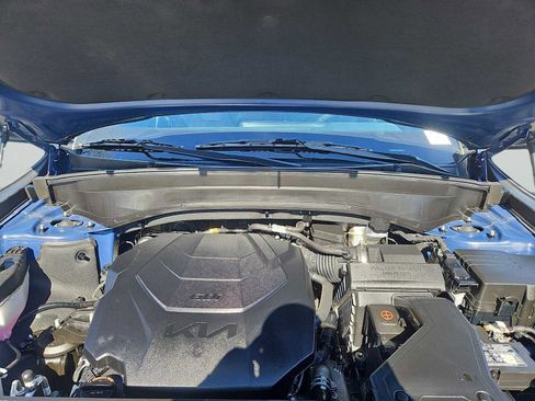 Certified 2023 Kia Telluride S w/ S Sunroof Package image 32