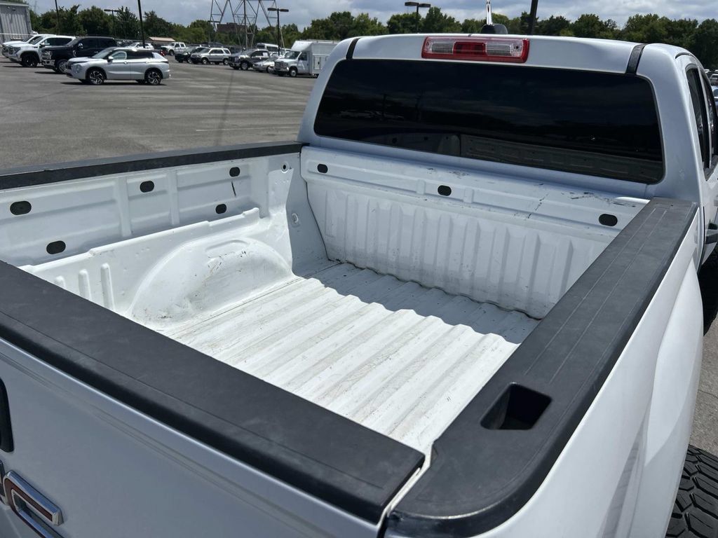 Used 2022 GMC Canyon Elevation Standard w/ Convenience Package RWD image 16