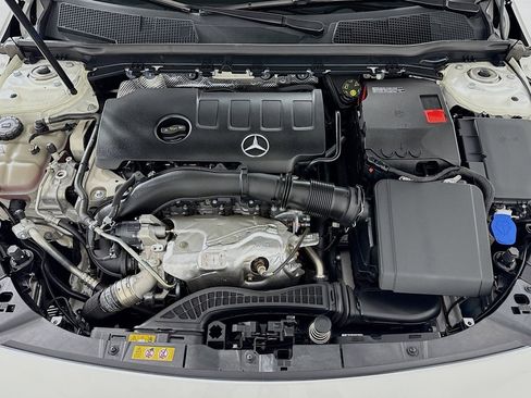 Certified 2022 Mercedes-Benz CLA 250 image 11