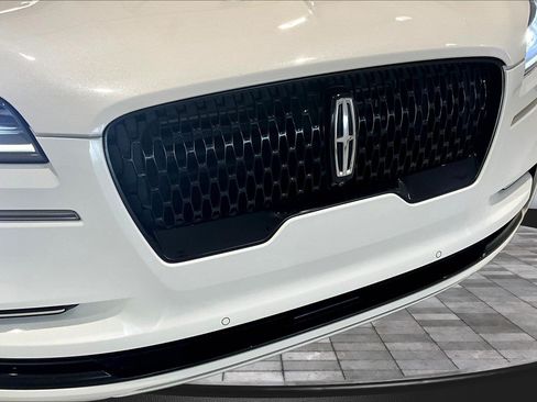 Used 2024 Lincoln Aviator Reserve w/ Equipment Group 201A AWD/4WD image 33