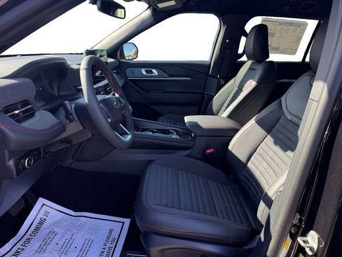 New 2026 Ford Explorer ST-Line w/ ST-Line Street Pack image 11