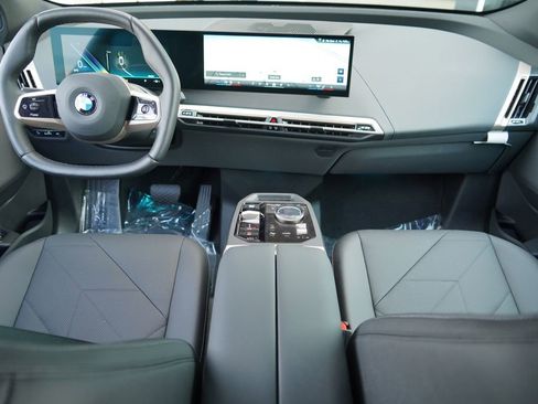 New 2026 BMW iX xDrive60 w/ Premium Package image 12