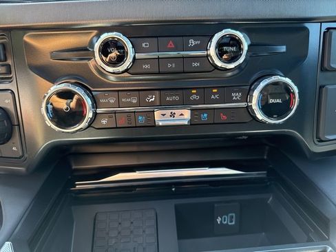 New 2026 Ford F250 Platinum image 18