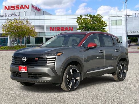 New 2026 Nissan Kicks SR image 1