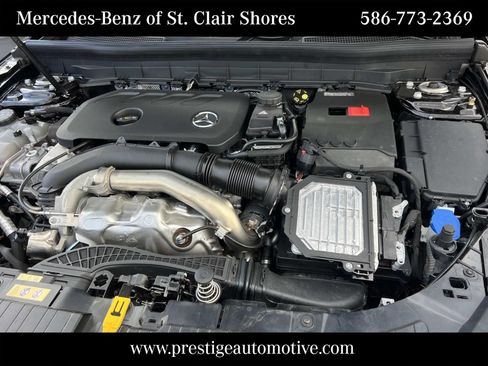 Used 2026 Mercedes-Benz GLB 250 4MATIC image 12