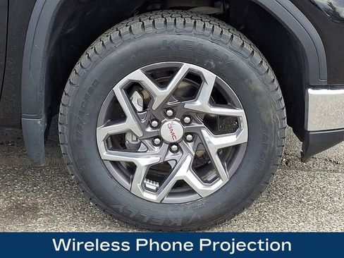 Used 2023 GMC Sierra 1500 SLE image 28