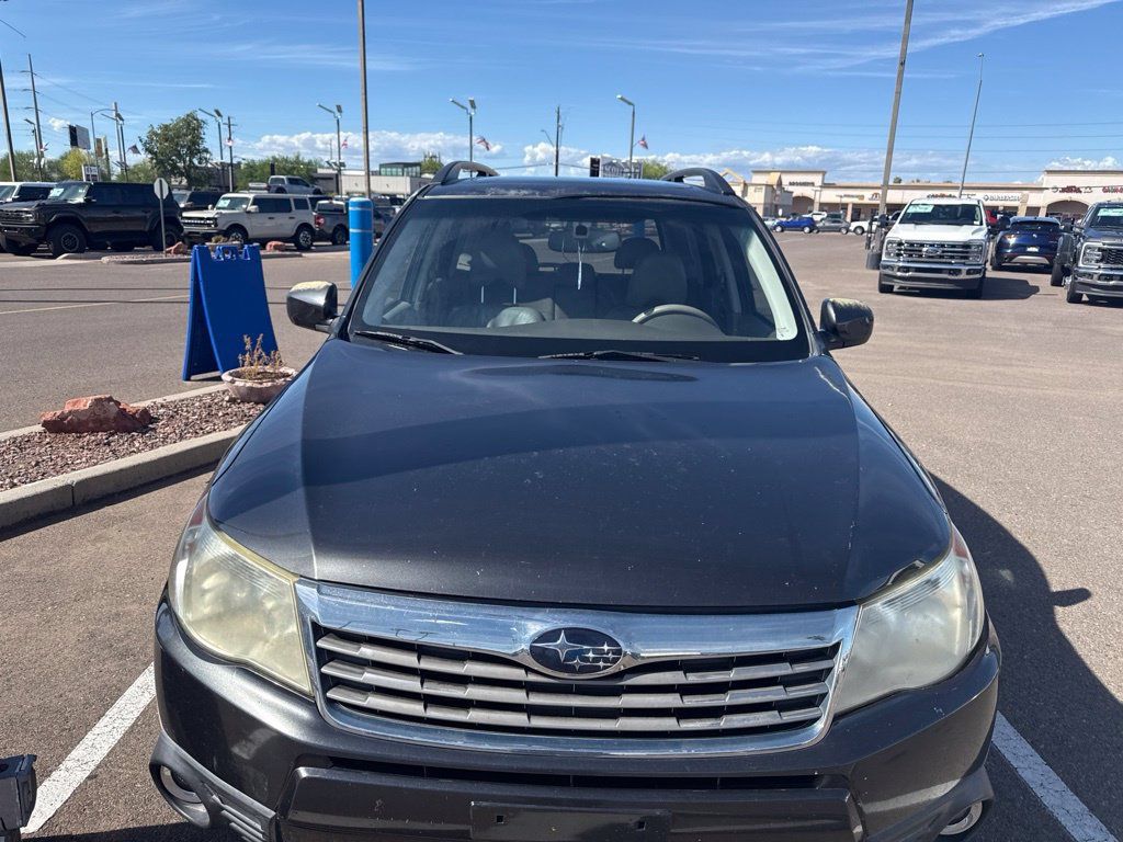 Used 2010 Subaru Forester 2.5X Limited AWD/4WD image 4