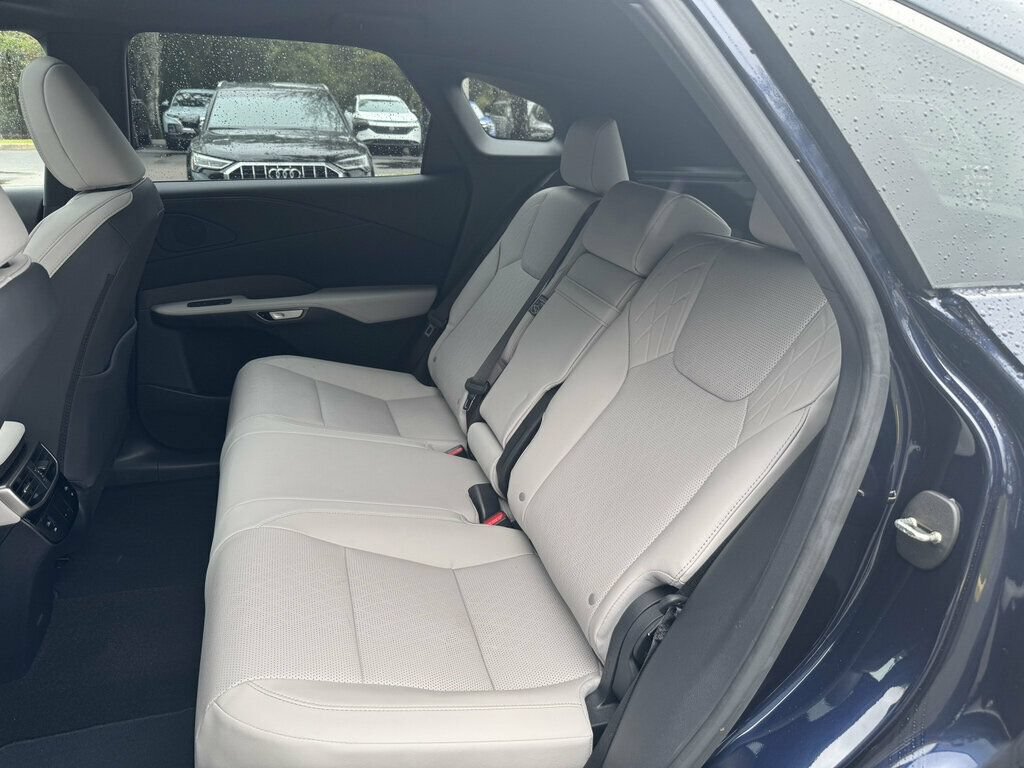 Used 2026 Lexus RX 350 Premium Plus w/ Accessory Package (Z1) FWD image 8