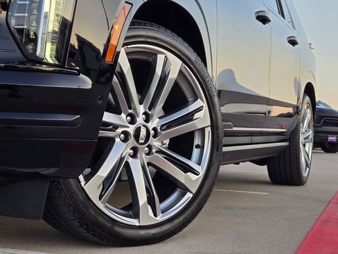 Certified 2026 Cadillac Escalade ESV Platinum Sport w/ LPO, ONYX Package image 8