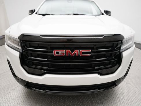 Certified 2023 GMC Acadia SLT w/ Elevation Edition image 23