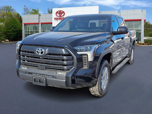 New 2025 Toyota Tundra SR5 image 1