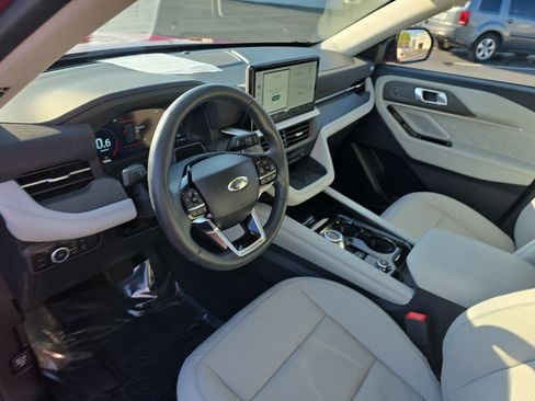 Used 2025 Ford Explorer Platinum w/ Ultimate Package image 23