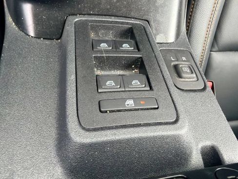 Used 2023 Ford Bronco Badlands AWD/4WD image 11