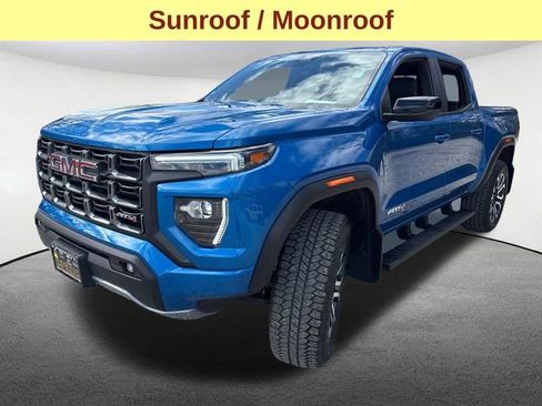 Used 2024 GMC Canyon AT4 w/ AT4 Premium Package AWD/4WD image 5