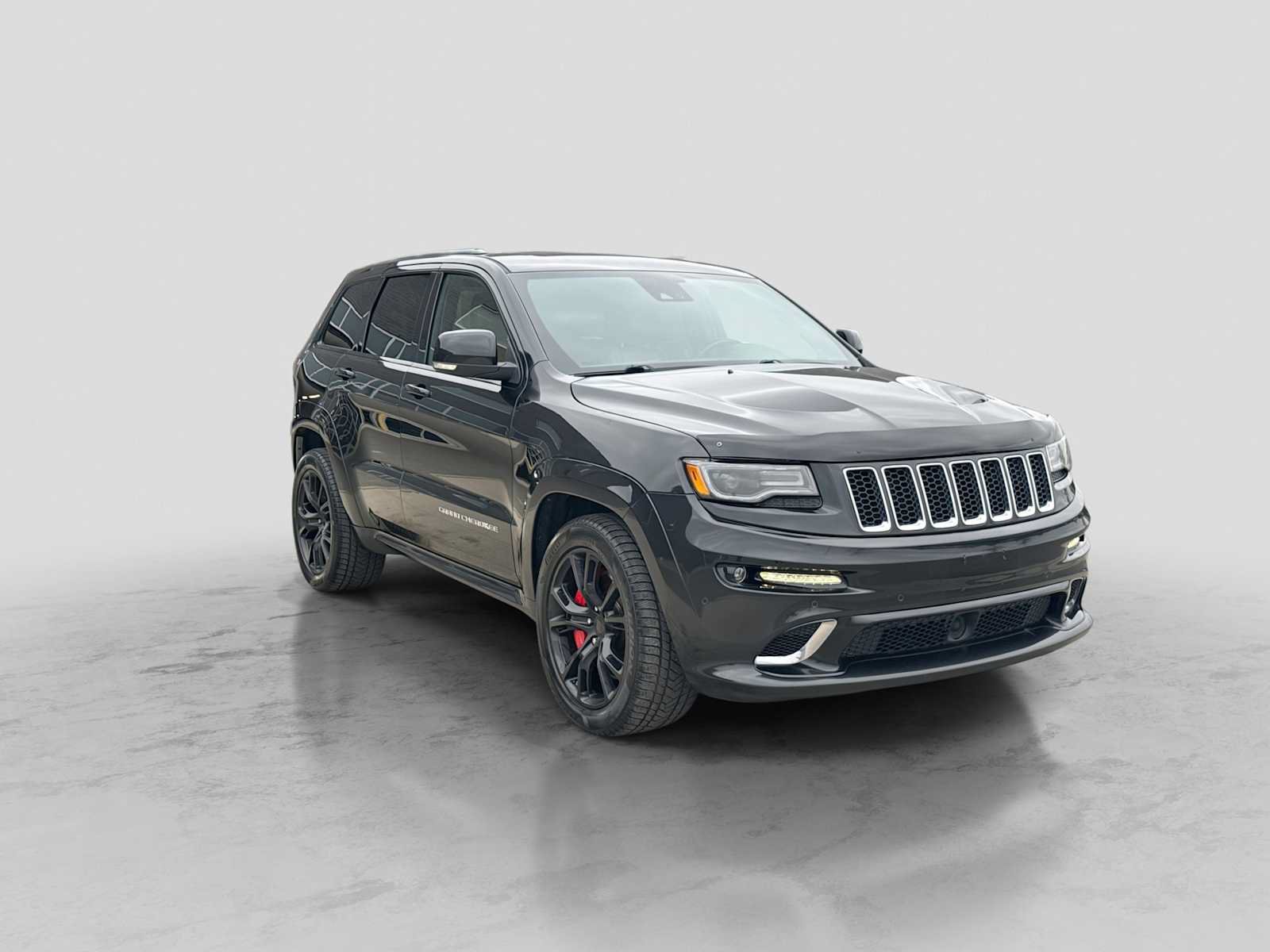 Used 2016 Jeep Grand Cherokee SRT AWD/4WD image 8