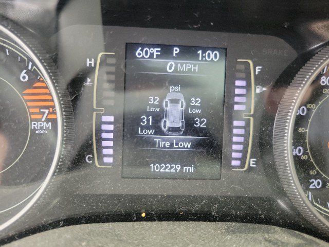 Used 2019 Jeep Cherokee Latitude Plus w/ Comfort/Convenience Group AWD/4WD image 6