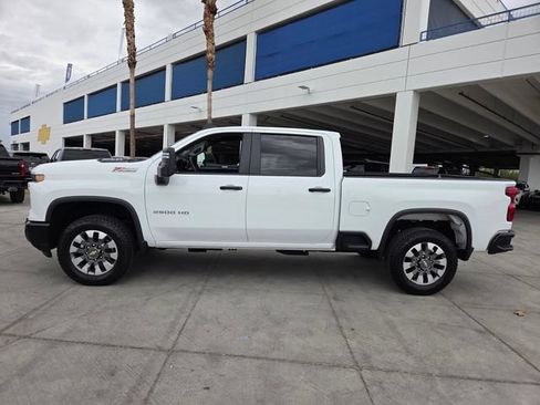 Certified 2025 Chevrolet Silverado 2500 Custom w/ Custom Value Package AWD/4WD image 3