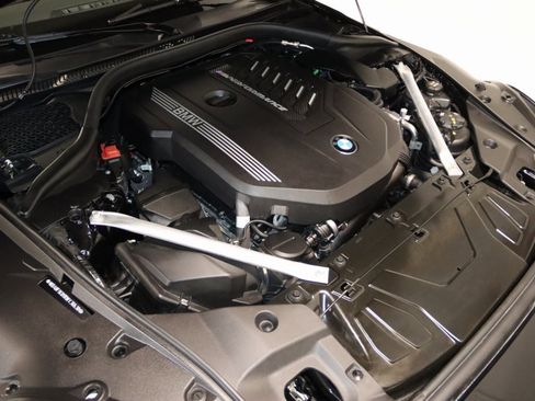 Used 2024 BMW Z4 M40i w/ Premium Package image 78