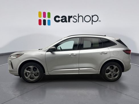 Used 2024 Ford Escape ST-Line w/ Tech Pack #1 AWD/4WD image 2