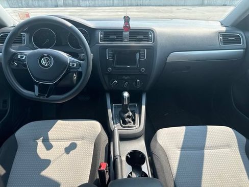 Used 2017 Volkswagen Jetta S FWD image 8