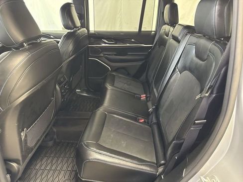 Used 2022 Jeep Grand Cherokee Trailhawk w/ Advanced Protech Group II AWD/4WD image 12