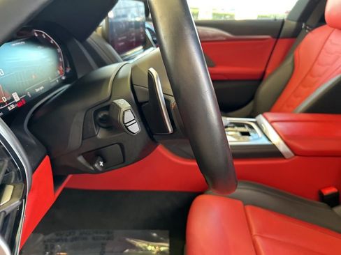 Used 2025 BMW M850i xDrive image 46