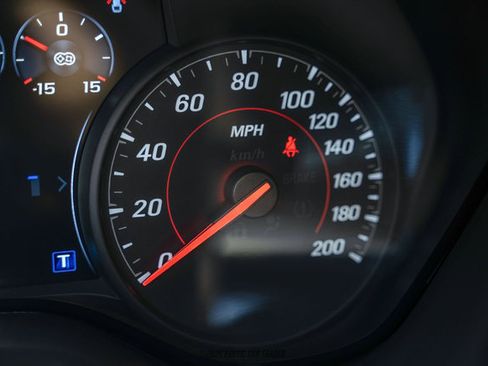 Used 2021 Chevrolet Camaro ZL1 RWD image 27